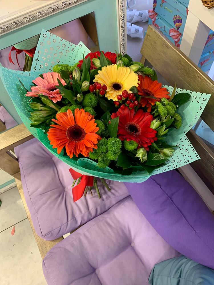 Букет цветов из: Герберы, Хризантемы и Альстромерии в Прохладном