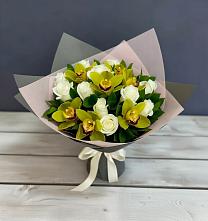 Букет цветов из:  Орхидеи и Розы в Прохладном