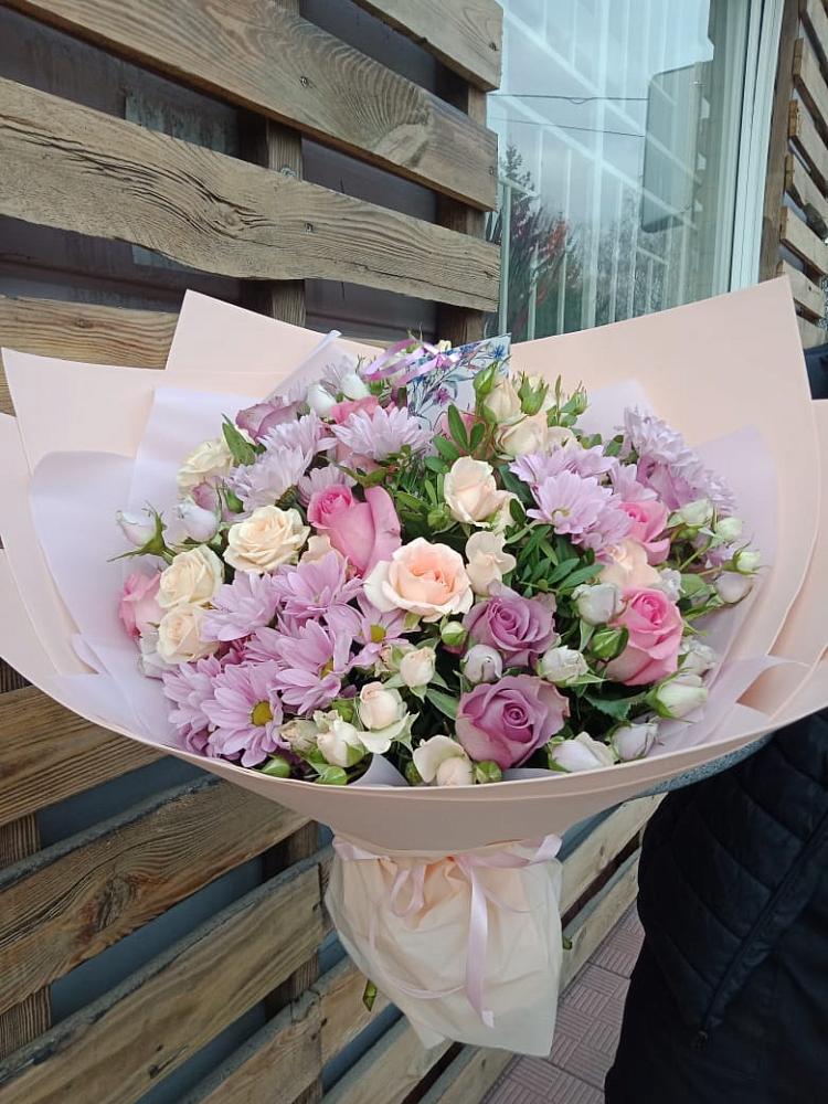 Букет цветов из: Розы и Хризантемы в Прохладном