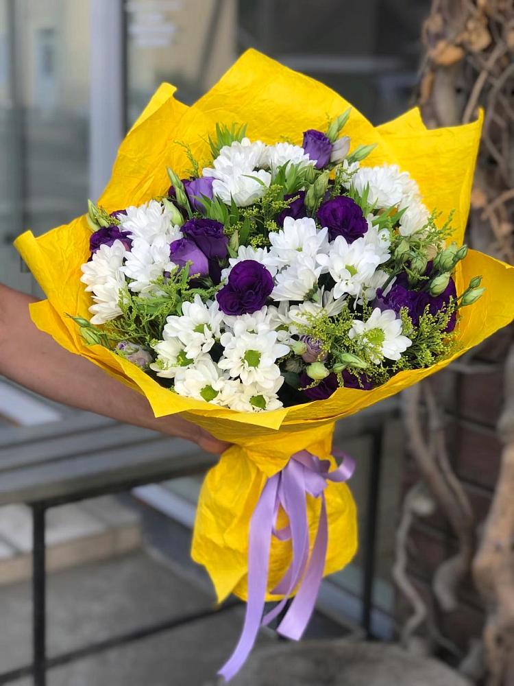Букет цветов из: Ирисы, Хризантемы и Ромашки в Прохладном