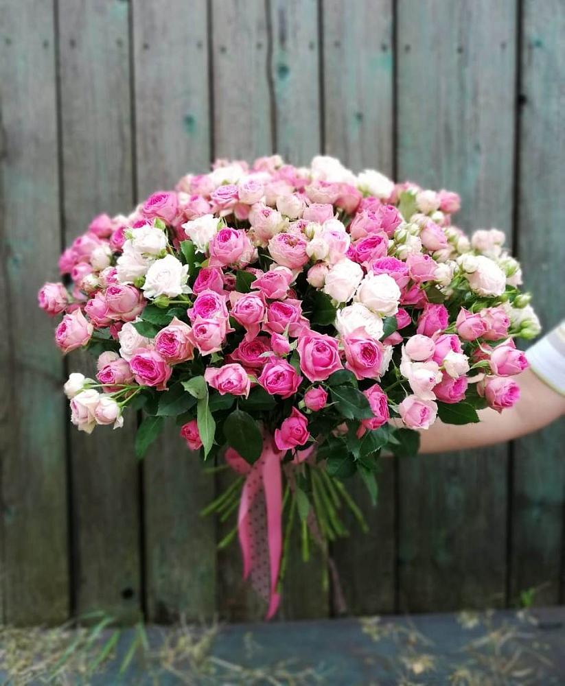 Букет Розовые кустовые розы Натали и Лав Лидия в Прохладном