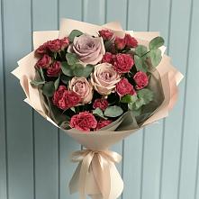 Букет цветов из:  Гвоздики и Розы #REPLACE_PRED# Прохладном