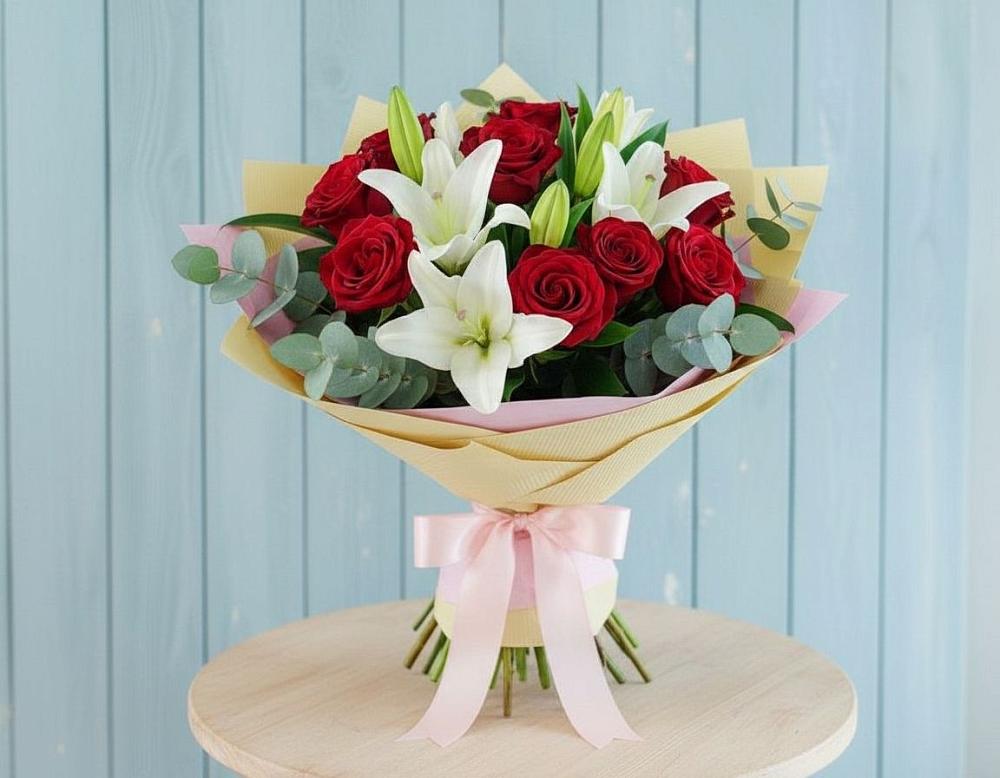Букет цветов из: Лилии и Розы в Прохладном